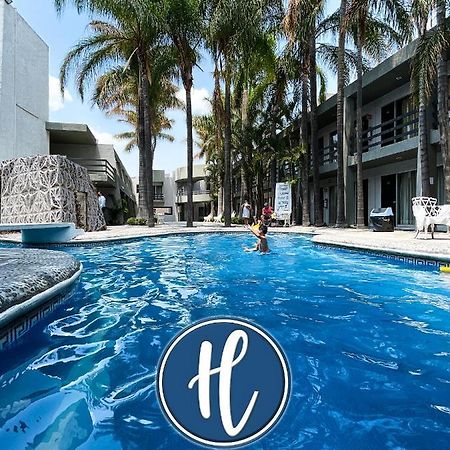 Hotel Suites Del Real ซาโปปัน ภายนอก รูปภาพ