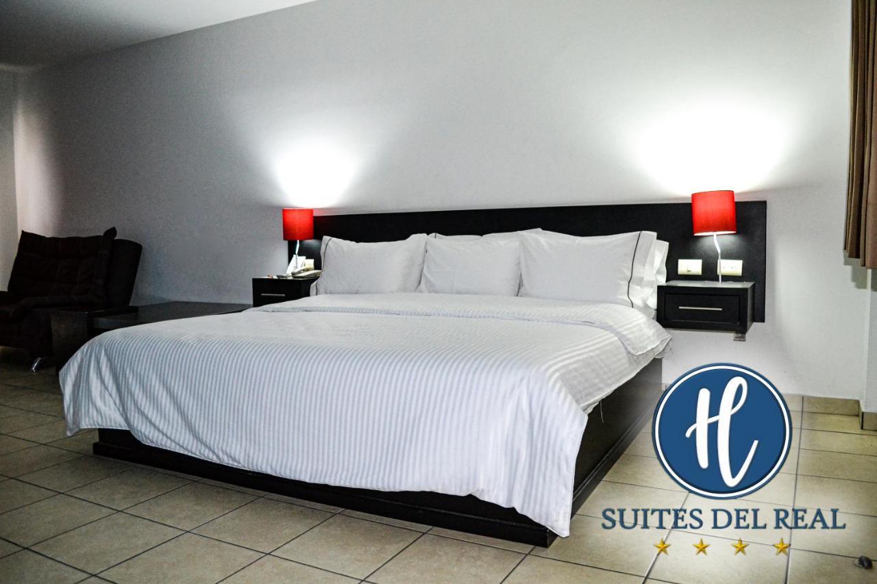 Hotel Suites Del Real ซาโปปัน ภายนอก รูปภาพ